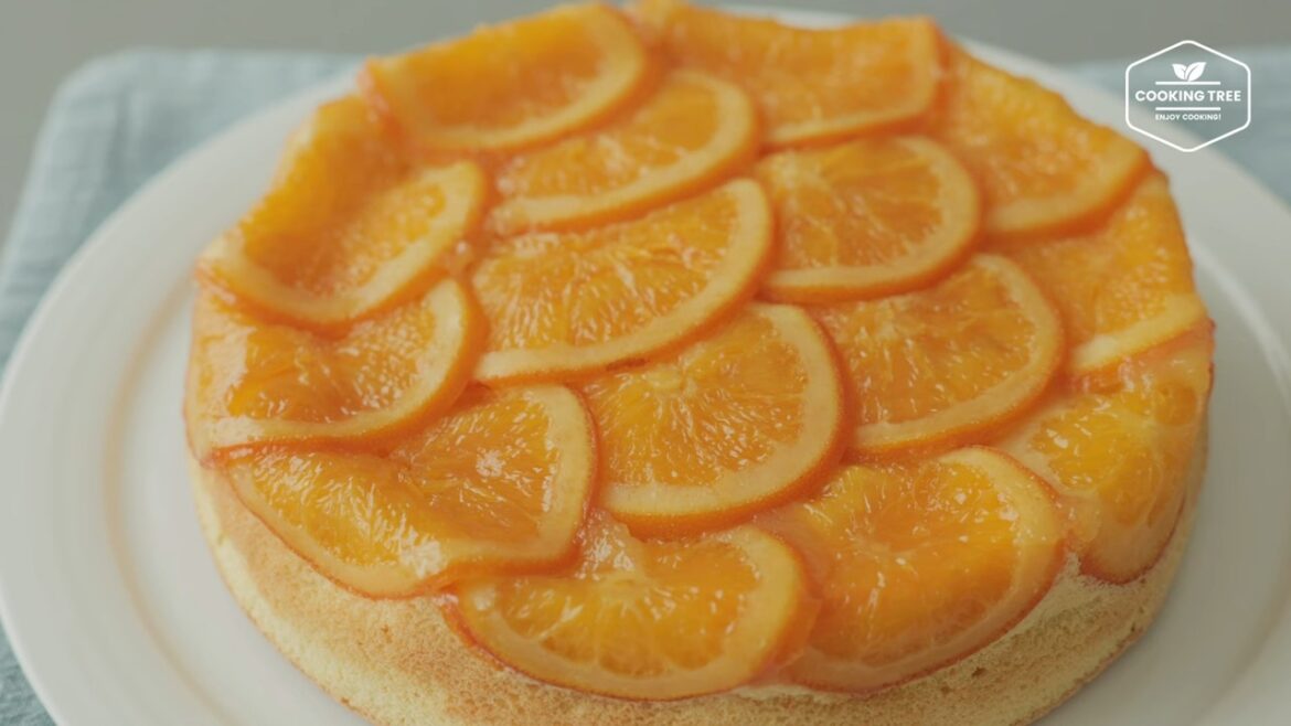 Oranger umgedrehter Kuchen