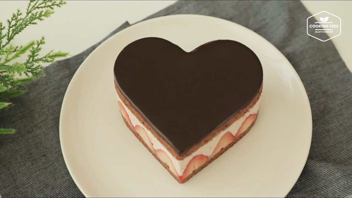 Herz-Erdbeer-Schokoladenkuchen