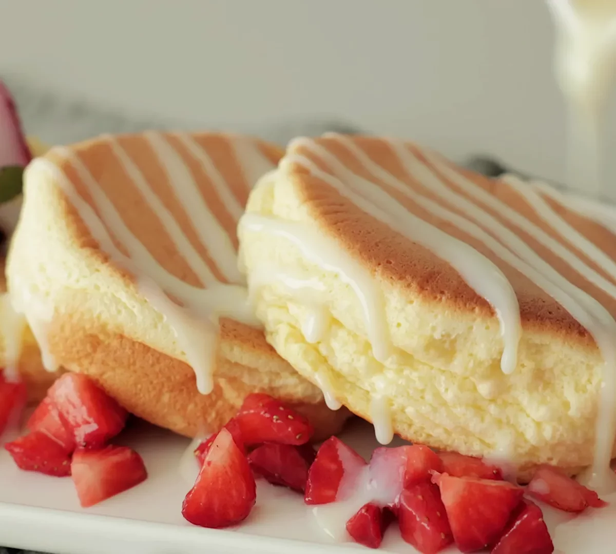 Flauschiger Soufflé-Pfannkuchen